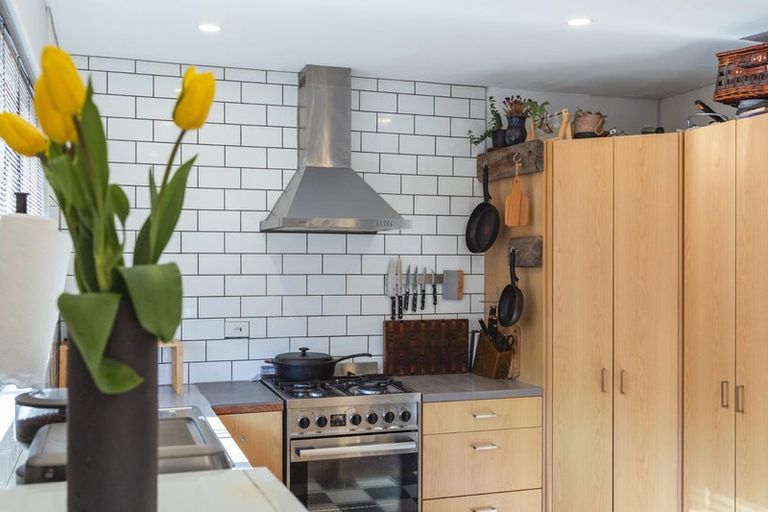 Photo of property in 87 Reserve Terrace, Lyttelton, 8082