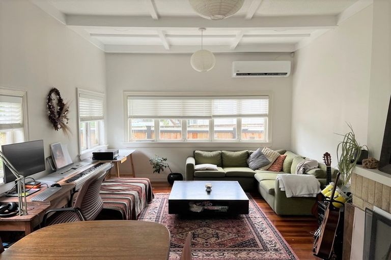 Photo of property in 30 Arabi Street, Sandringham, Auckland, 1041