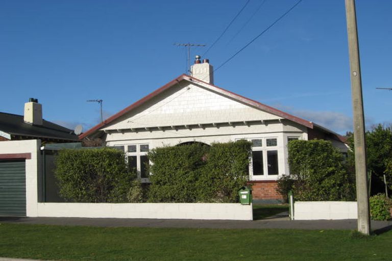 Photo of property in 43 Hargest Crescent, Saint Kilda, Dunedin, 9012
