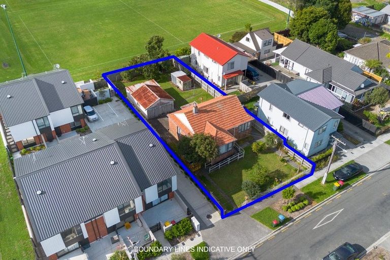 Photo of property in 38 Range View Road, Mount Albert, Auckland, 1025
