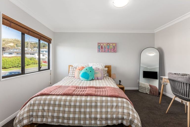 Photo of property in 1 Astronomer Place, Whitby, Porirua, 5024