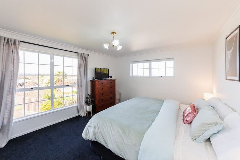 Photo of property in 35 Park View Avenue, Feilding, 4702