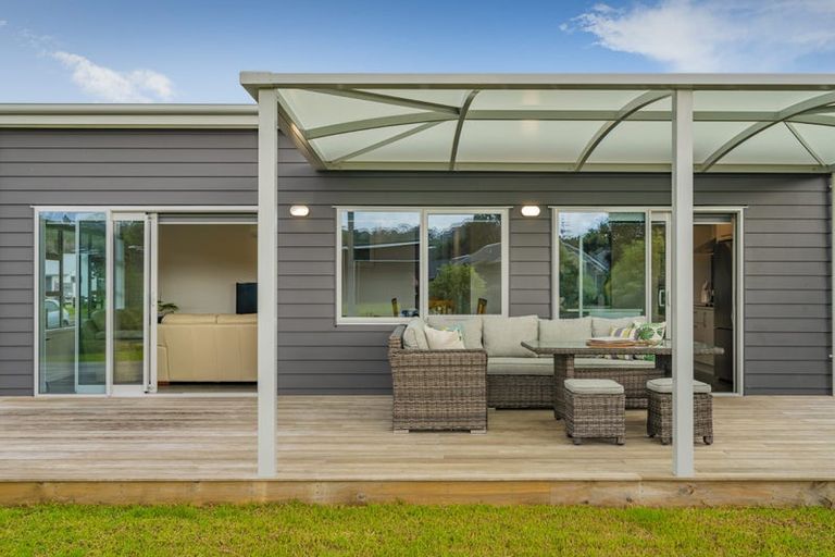 Photo of property in 49 Longreach Drive, Cooks Beach, Whitianga, 3591