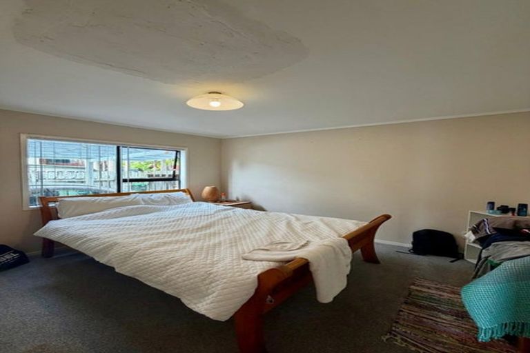 Photo of property in 2/19a Woodvale Road, Glen Eden, Auckland, 0602
