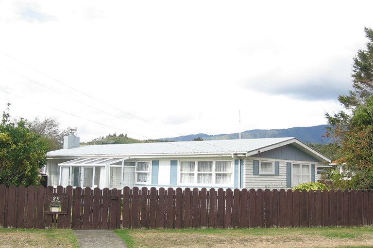 Photo of property in 23 Rosina Street, Clouston Park, Upper Hutt, 5018