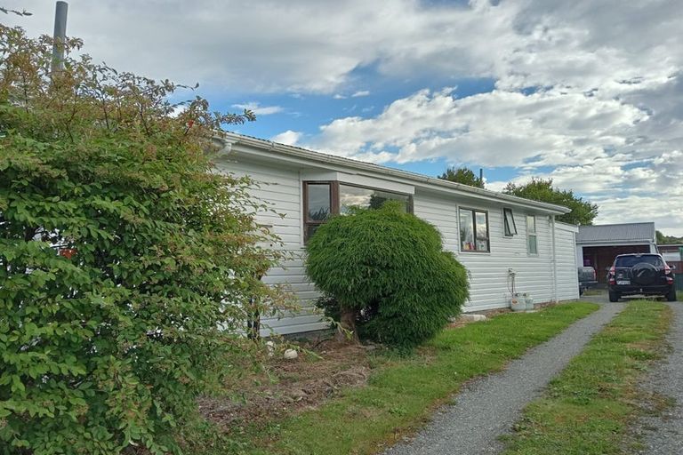 Photo of property in 80 Half Mile Road, Tuatapere, 9620