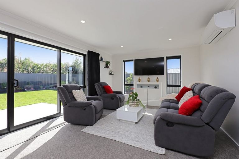 Photo of property in 36 Hikawera Drive, Frimley, Hastings, 4120