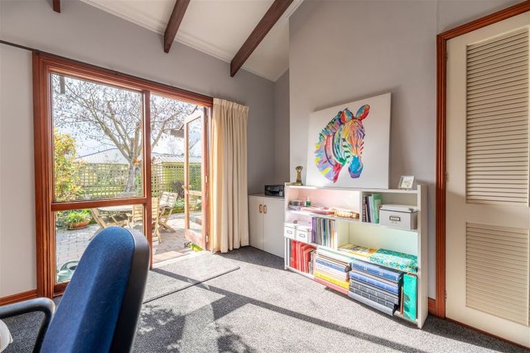 Photo of property in 100 Cox Street, Geraldine, 7930