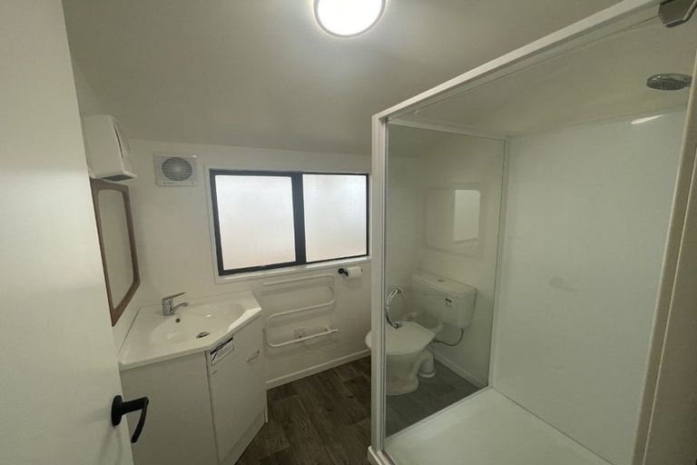 Photo of property in 6/44 Allington Road, Karori, Wellington, 6012