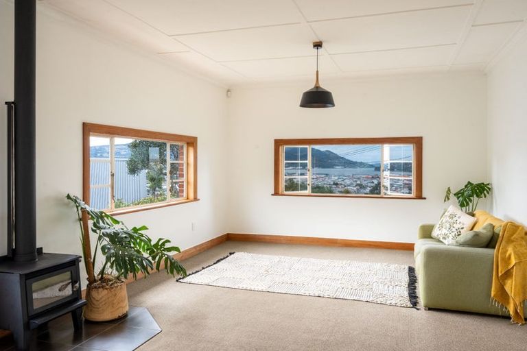 Photo of property in 36 Middleton Road, Kew, Dunedin, 9012