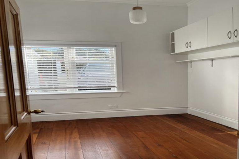 Photo of property in 55 Wright Street, Mount Cook, Wellington, 6021