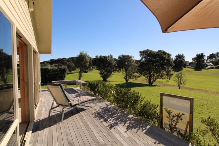 Photo of property in 157 The Fairway, Matarangi, Whitianga, 3592