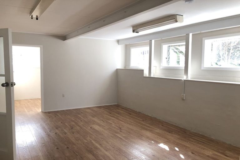 Photo of property in 217 Sunnynook Road, Wairau Valley, Auckland, 0627