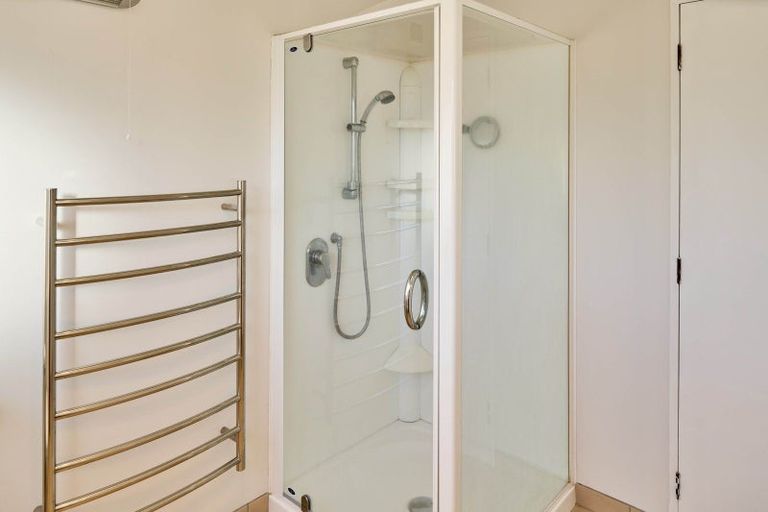 Photo of property in 1/6 Cornwall Street, Hutt Central, Lower Hutt, 5010