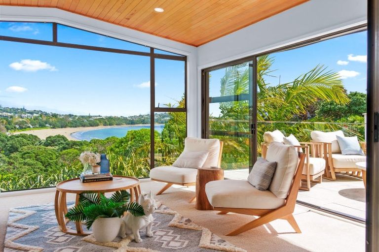 Photo of property in 10 Ardern Avenue, Stanmore Bay, Whangaparaoa, 0932