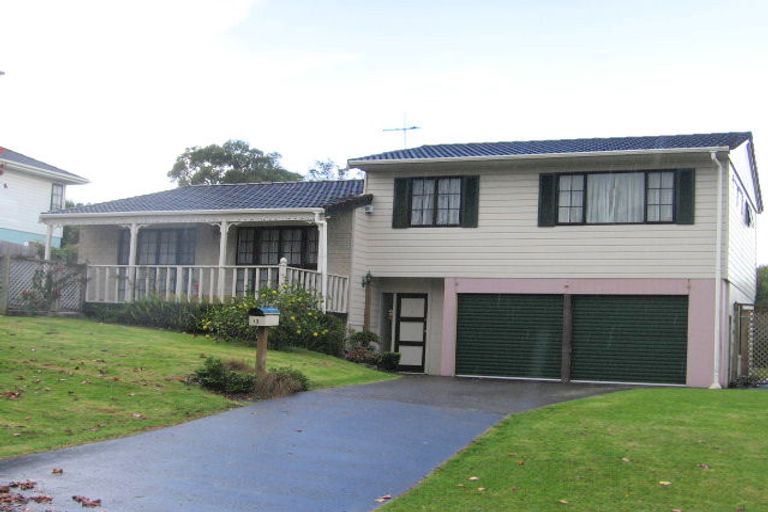 Photo of property in 13 Orinda Close, Botany Downs, Auckland, 2010