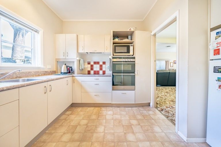 Photo of property in 5 Elizabeth Avenue, Heretaunga, Upper Hutt, 5018