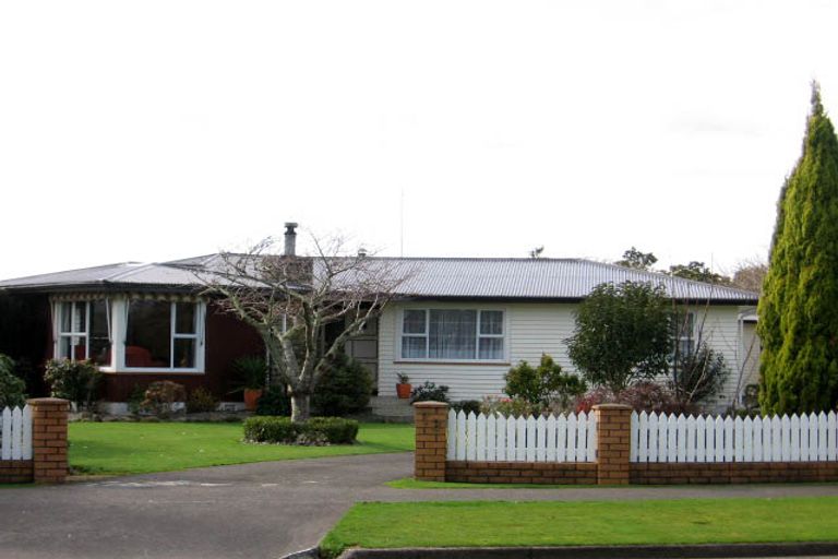 Photo of property in 73 Pitama Road, Awapuni, Palmerston North, 4412