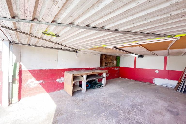 Photo of property in 99 Beaumonts Way, Manurewa, Auckland, 2102