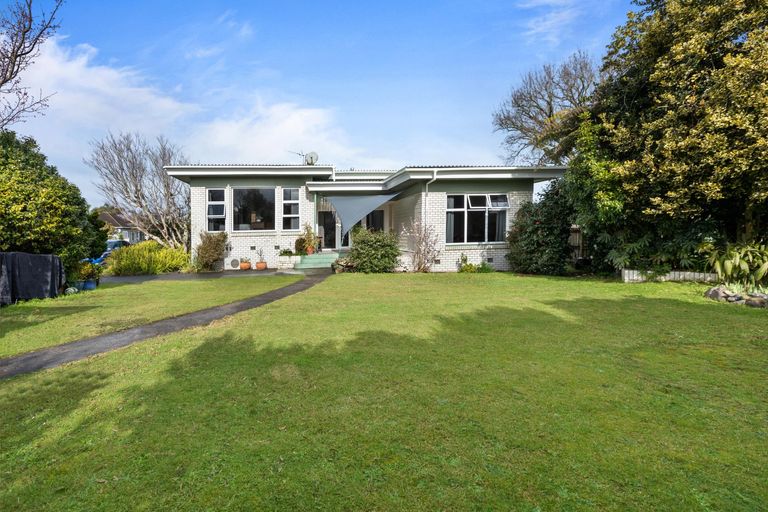 Photo of property in 42 Coronation Road, Morrinsville, 3300