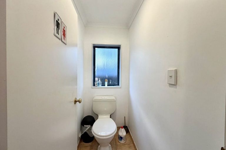 Photo of property in 30 Nuneaton Drive, Flat Bush, Auckland, 2019