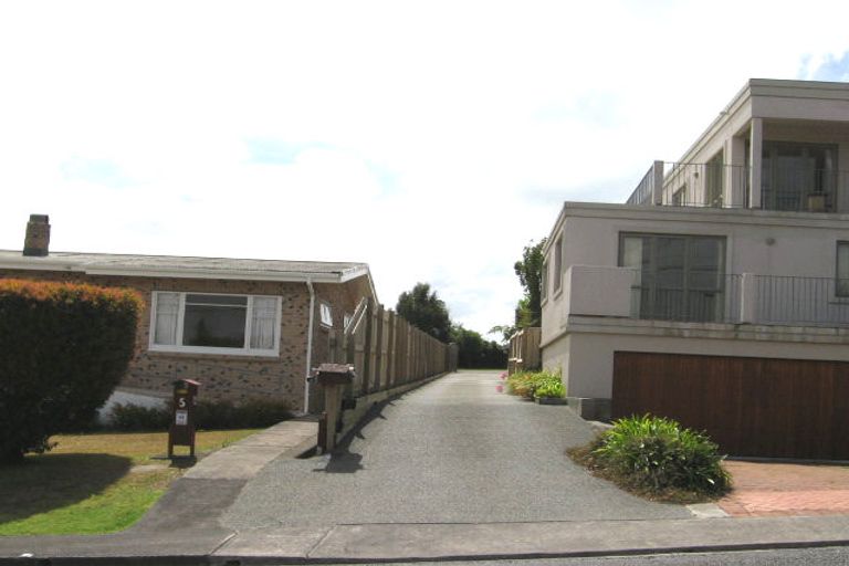 Photo of property in 3 Richards Avenue, Forrest Hill, Auckland, 0620