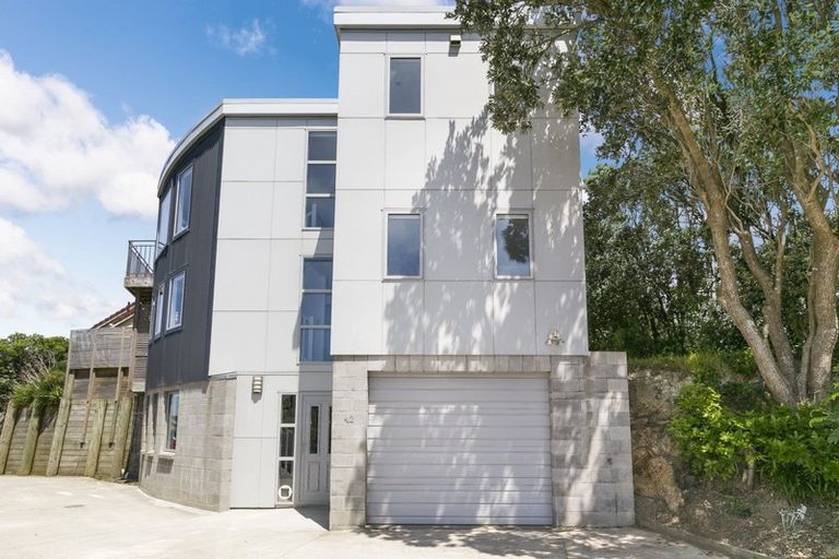 Photo of property in 42 Mandalay Terrace, Khandallah, Wellington, 6035