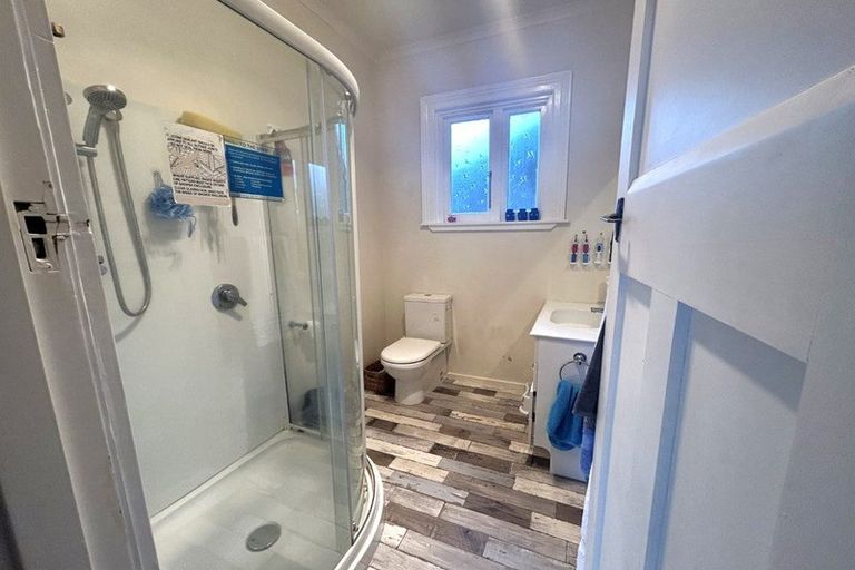 Photo of property in 33a Shakespeare Road, Bluff Hill, Napier, 4110