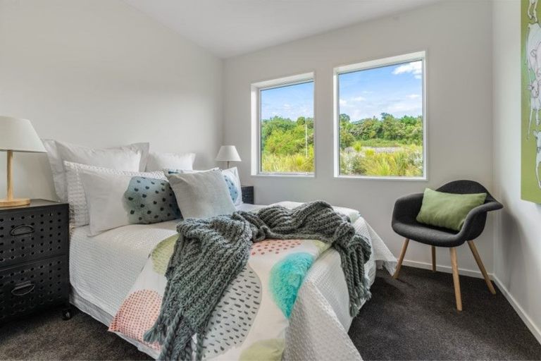 Photo of property in 11 Fernly Rise, Flat Bush, Auckland, 2019
