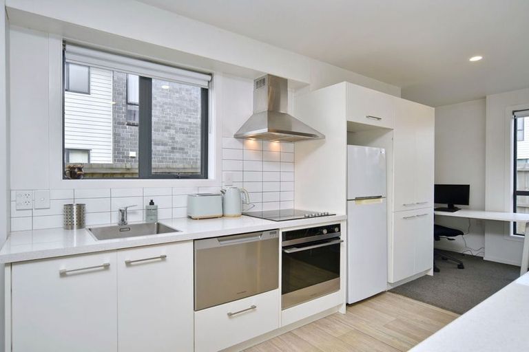 Photo of property in 14/14 Buffon Street, Waltham, Christchurch, 8023