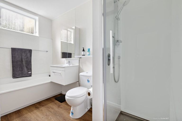 Photo of property in 97b Warwick Street, Wilton, Wellington, 6012