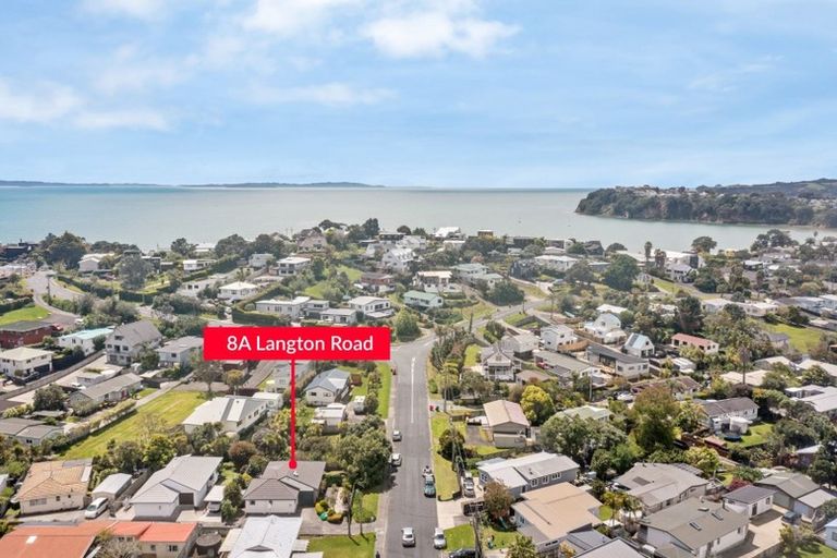 Photo of property in 8a Langton Road, Stanmore Bay, Whangaparaoa, 0932