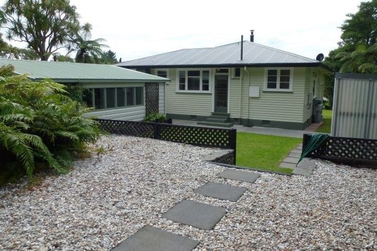 Photo of property in 19 Leith Crescent, Greymouth, 7805