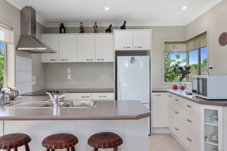 Photo of property in 14 Walnut Grove, Whakatane, 3120