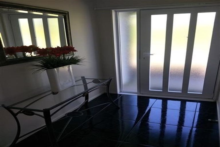 Photo of property in 8 Walmer Grove, Bell Block, New Plymouth, 4312