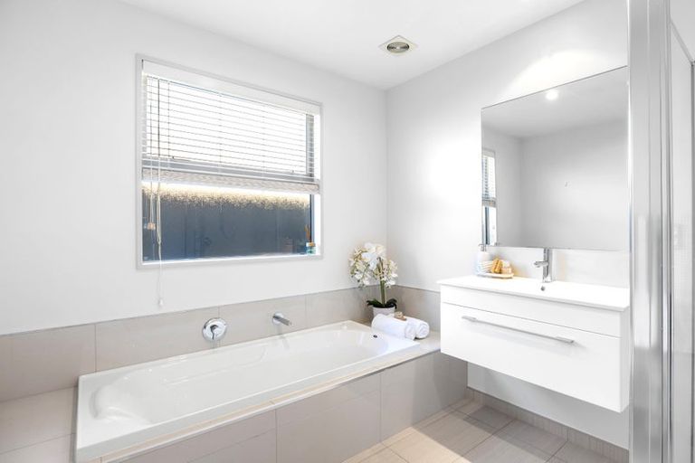 Photo of property in 170 Barrington Street, Somerfield, Christchurch, 8024