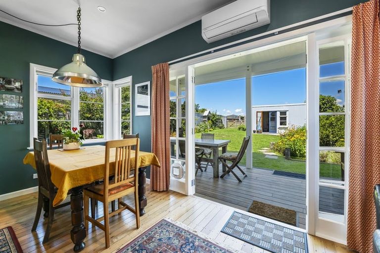 Photo of property in 421 Devon Street West, Lynmouth, New Plymouth, 4310