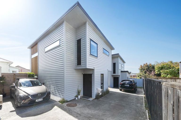Photo of property in 125c Point Chevalier Road, Point Chevalier, Auckland, 1022