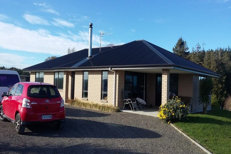 Photo of property in 16 London Street, Kimbolton, Feilding, 4777