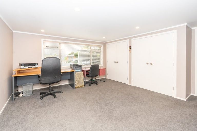Photo of property in 18 Callard Place, Riverlea, Hamilton, 3216