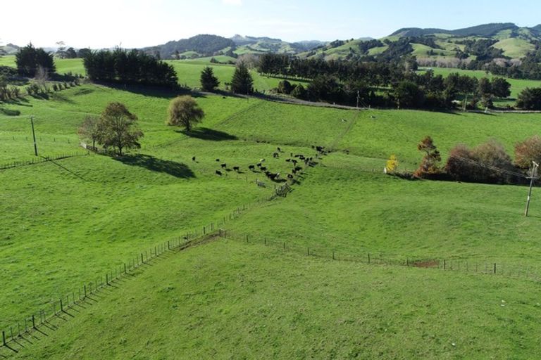 Photo of property in 3 Waiteitei Road, Wellsford, 0974