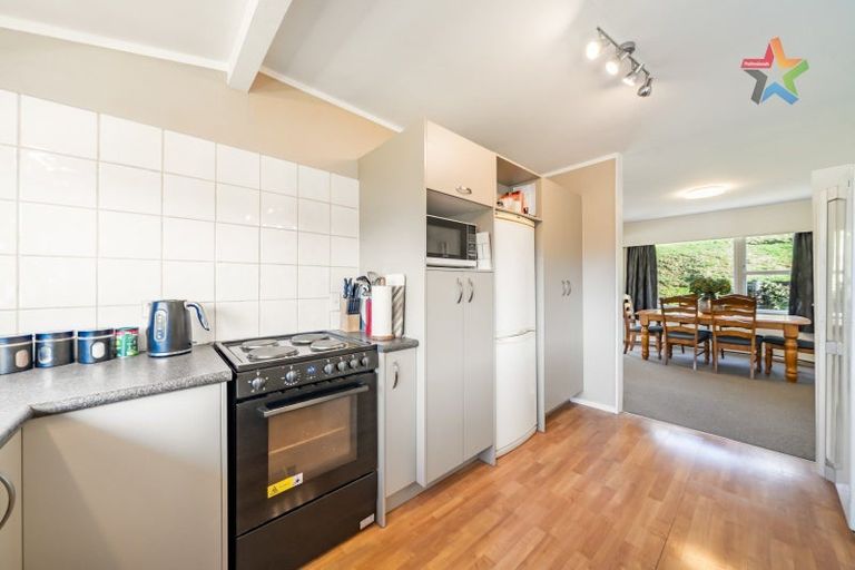 Photo of property in 31 Cedar Street, Maungaraki, Lower Hutt, 5010