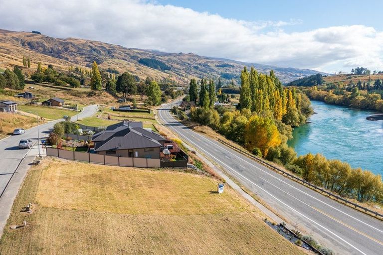 Photo of property in 54 Selkirk Street, Roxburgh, 9500