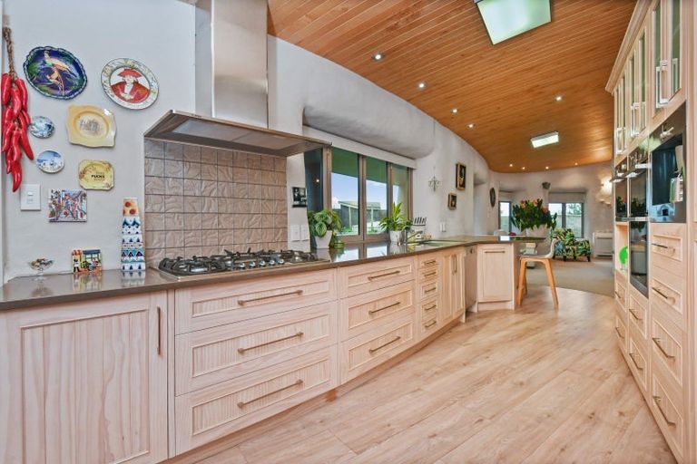 Photo of property in 30 Babina Avenue, Kumeu, 0810