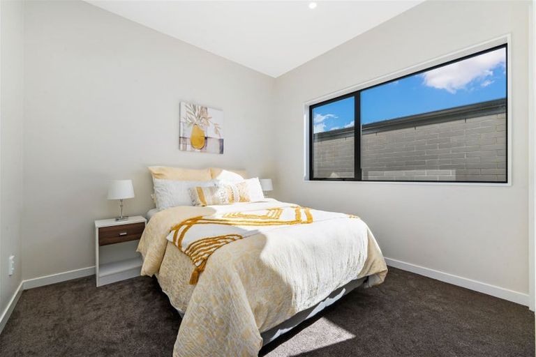 Photo of property in 24 Biokovo Street, Massey, Auckland, 0614