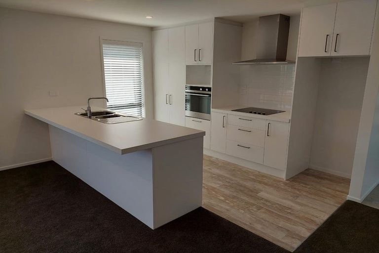 Photo of property in 11 Thomas Ellis Lane, Halswell, Christchurch, 8025