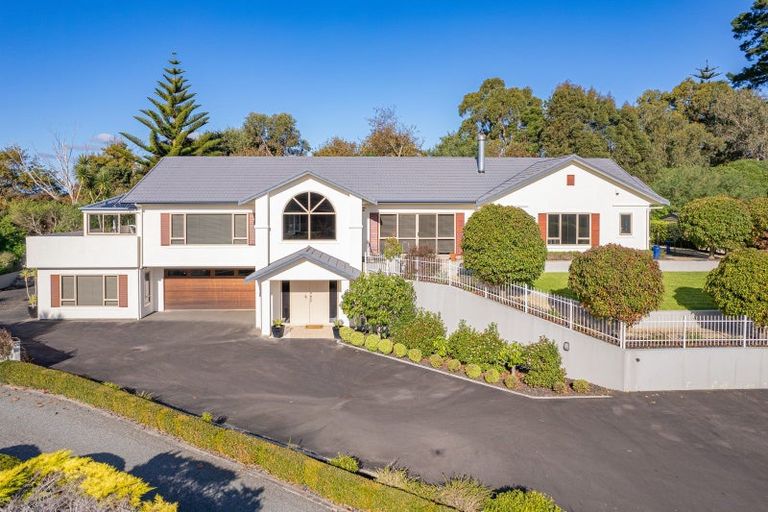 Photo of property in 12 Suffolk Drive, Otamatea, Whanganui, 4500