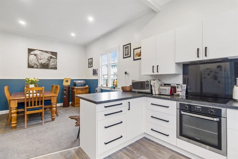 Photo of property in 3 Augustine Street, Waimate, 7924