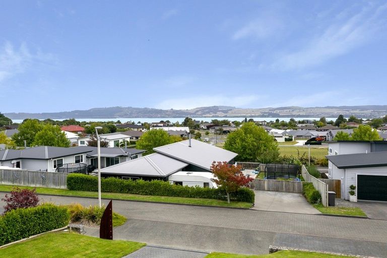 Photo of property in 15 Moa Lane, Richmond Heights, Taupo, 3330