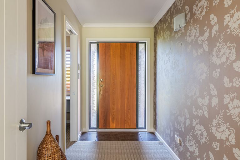 Photo of property in 17 William Donald Drive, Solway, Masterton, 5810